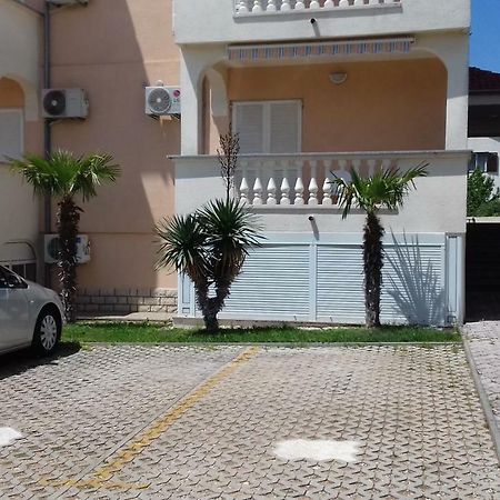 Apartmani Grgic Vodice Esterno foto