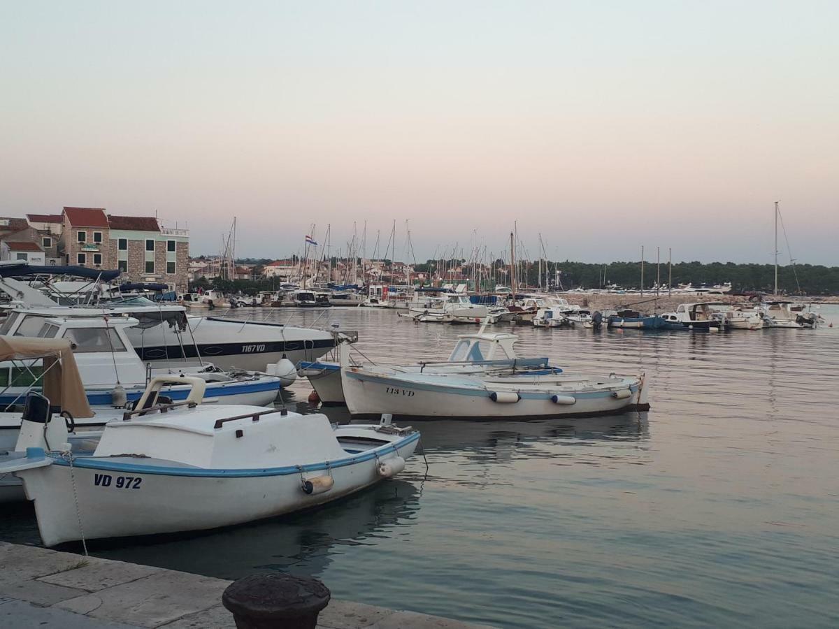 Apartmani Grgic Vodice Esterno foto