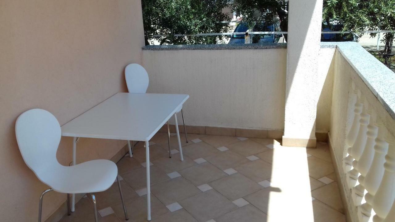 Apartmani Grgic Vodice Esterno foto