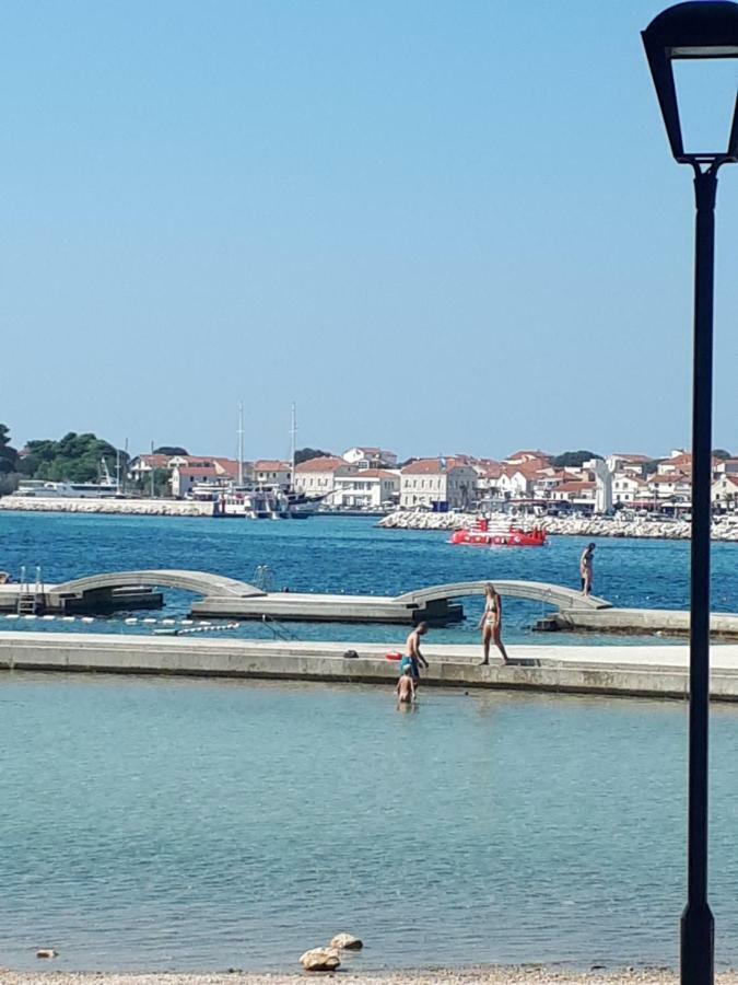 Apartmani Grgic Vodice Esterno foto