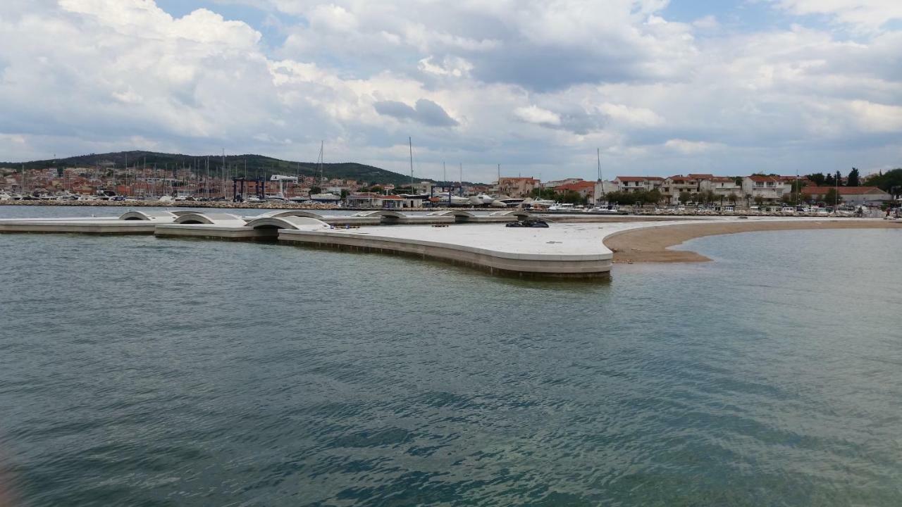 Apartmani Grgic Vodice Esterno foto